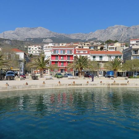 Hotel Casa Rosada Podgora Esterno foto