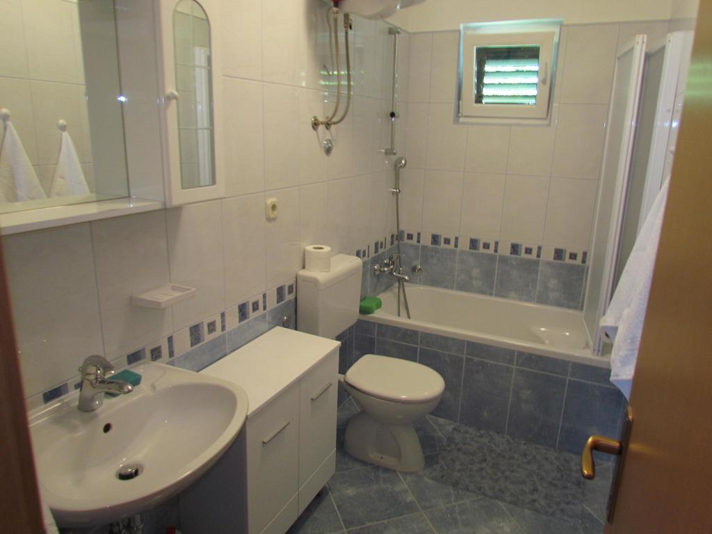 Hotel Casa Rosada Podgora Camera foto