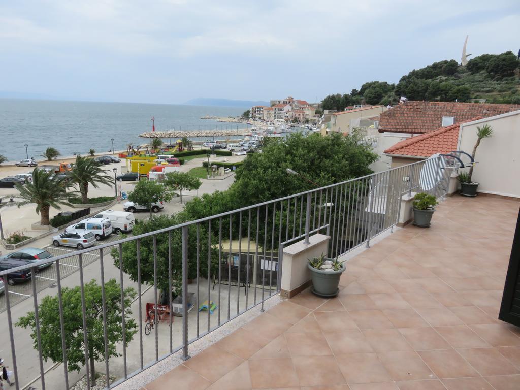 Hotel Casa Rosada Podgora Esterno foto