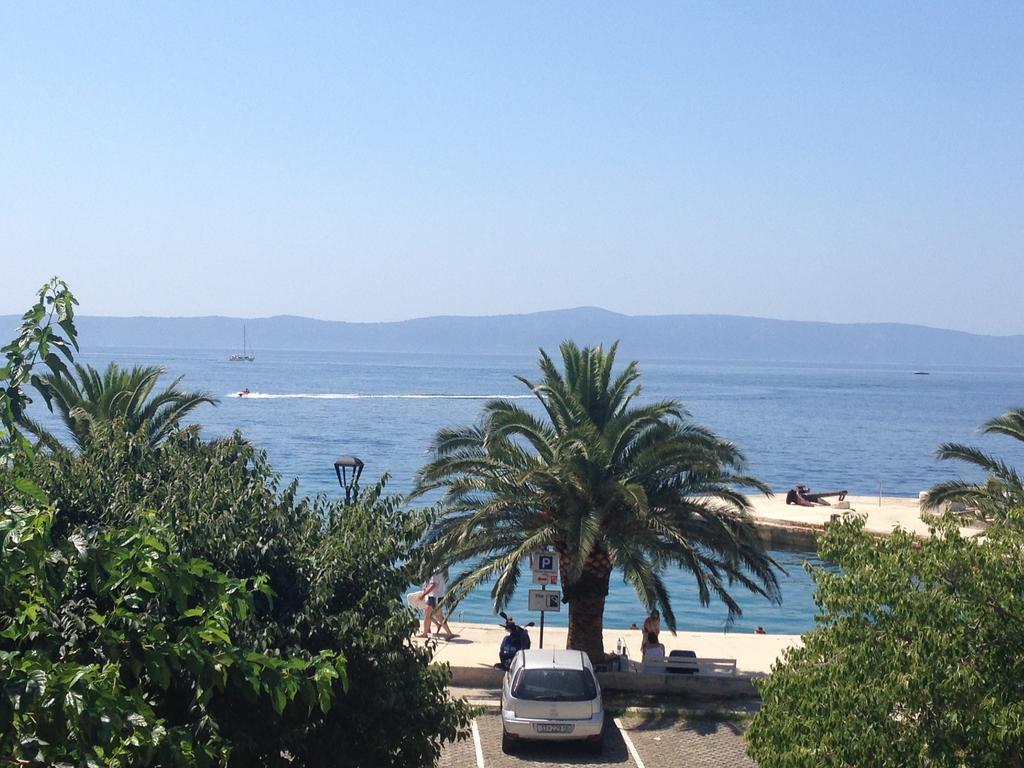 Hotel Casa Rosada Podgora Esterno foto